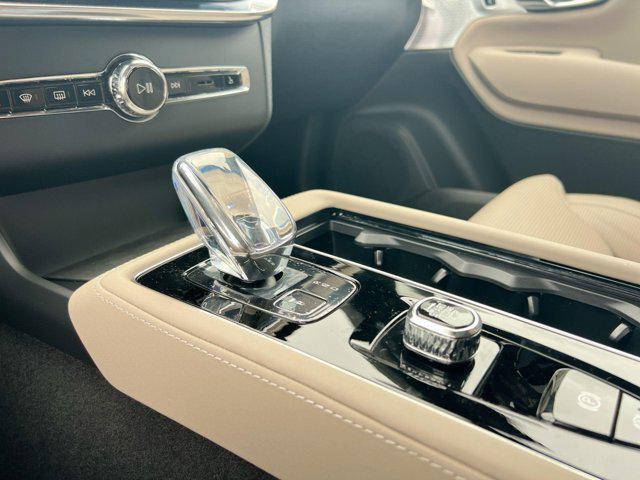 Photo of 2026 Mulberry Volvo XC90