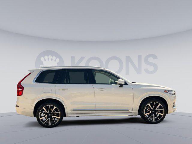 Photo of 2023 Crystal White Metallic Volvo XC90