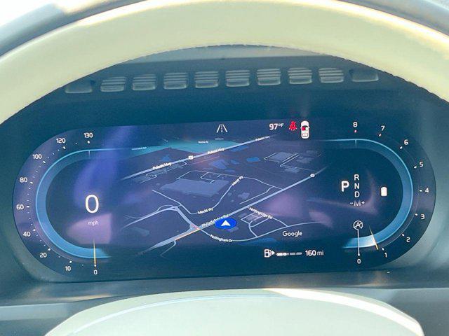 Photo of 2023 Crystal White Metallic Volvo XC90