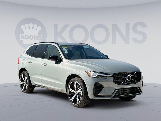 Photo of 2025 Vapour Grey Metallic Volvo XC60 Plug-In Hybrid