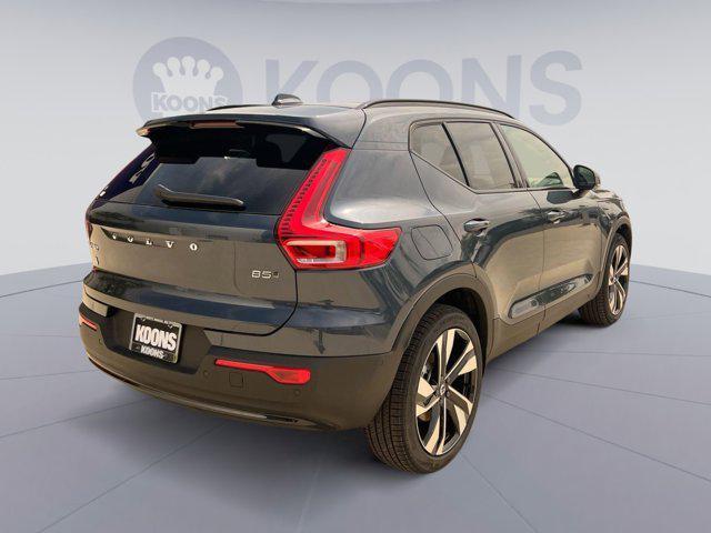 Photo of 2026 Denim Blue Volvo XC40