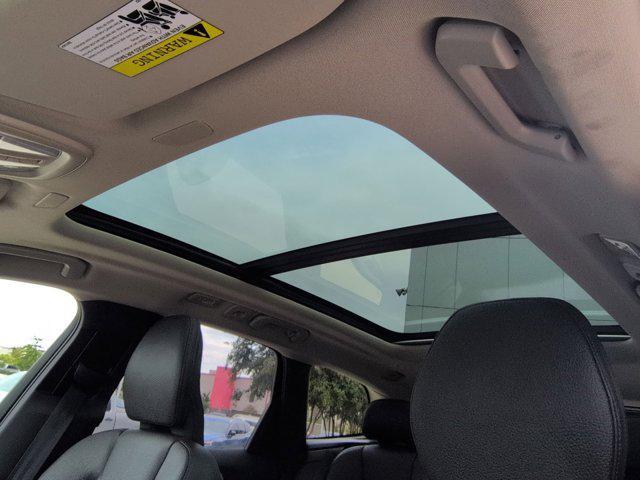 Photo of 2025 Onyx Black Metallic Volvo XC60