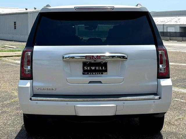 Photo of 2019 White Frost Tricoat GMC Yukon