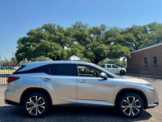 Photo of 2019 Atomic Silver Lexus RX 350L