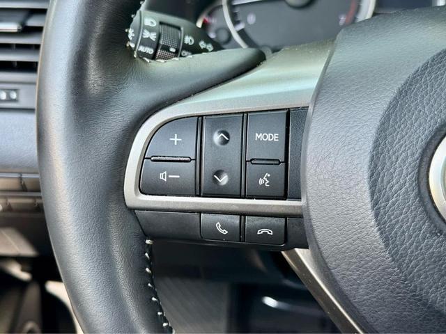 Photo of 2019 Atomic Silver Lexus RX 350L