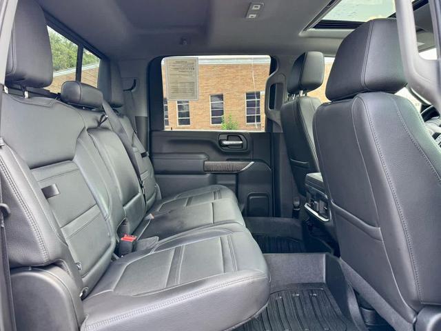 Photo of 2022 Summit White GMC Sierra 2500