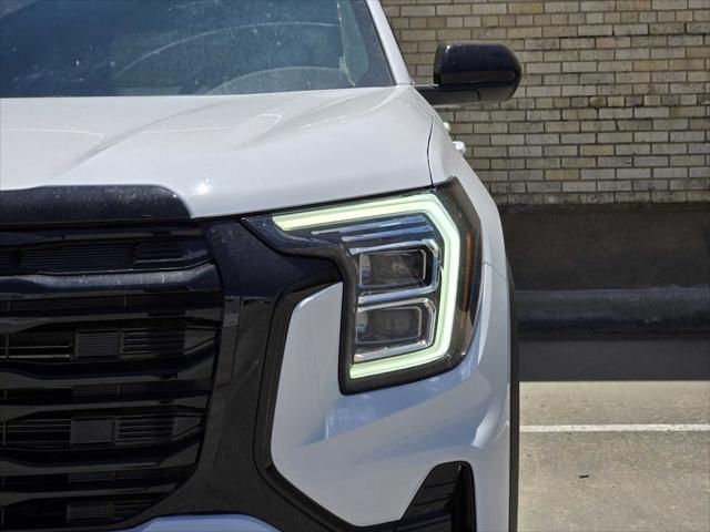Photo of 2026 Summit White GMC Terrain