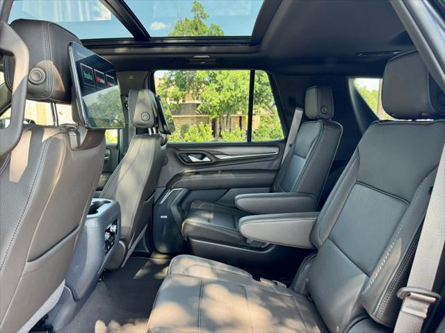 Photo of 2024 Midnight Blue Metallic GMC Yukon
