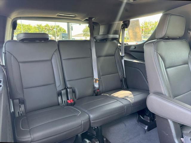 Photo of 2024 Midnight Blue Metallic GMC Yukon