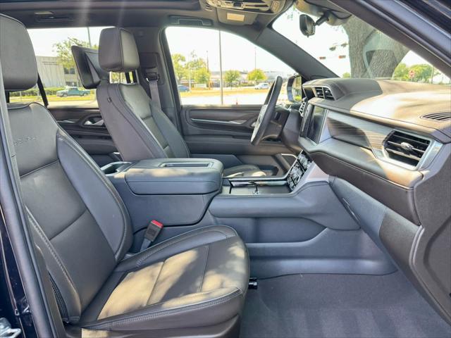 Photo of 2024 Midnight Blue Metallic GMC Yukon