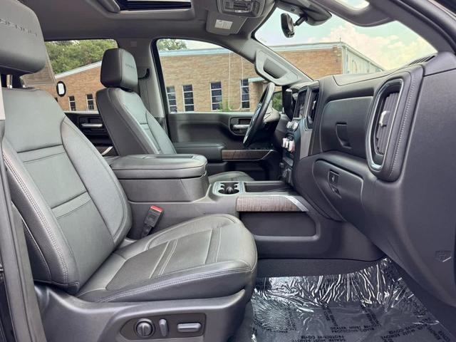 Photo of 2022 Onyx Black GMC Sierra 1500