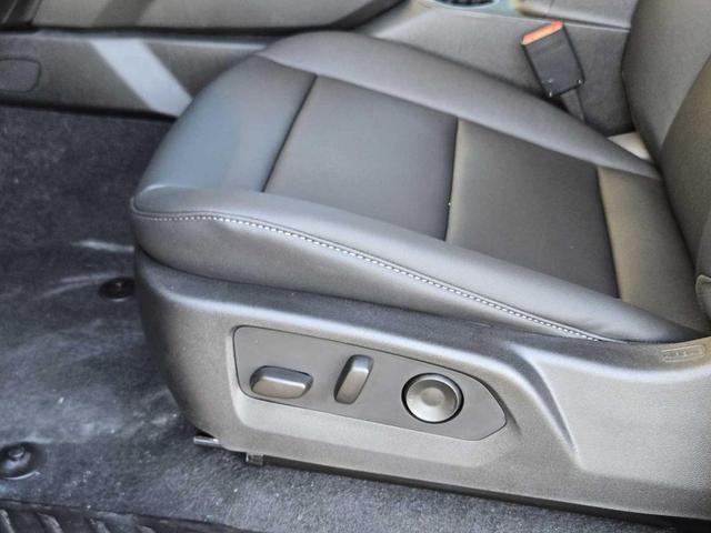 Photo of 2026 Onyx Black GMC Canyon