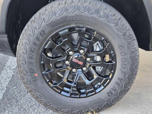 Photo of 2026 Onyx Black GMC Canyon