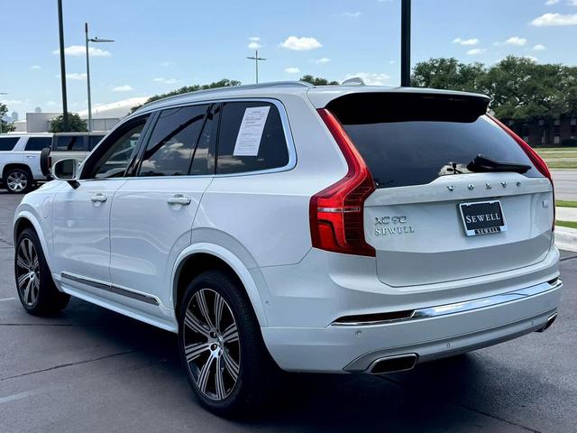 Photo of 2021 WHITE Volvo XC90 Recharge Plug-In Hybrid