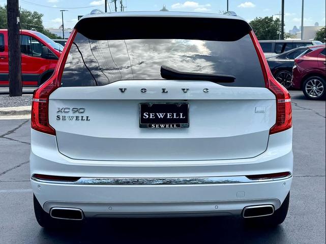 Photo of 2021 WHITE Volvo XC90 Recharge Plug-In Hybrid