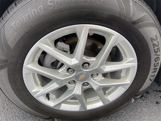Photo of 2023 Summit White Chevrolet Equinox