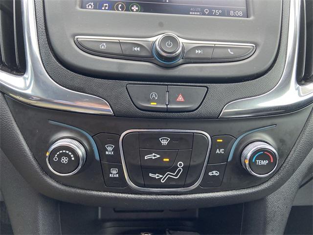 Photo of 2023 Summit White Chevrolet Equinox