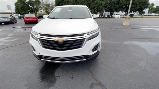 Photo of 2023 Summit White Chevrolet Equinox