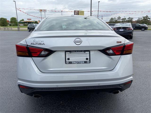 Photo of 2023 Brilliant Silver Metallic Nissan Altima