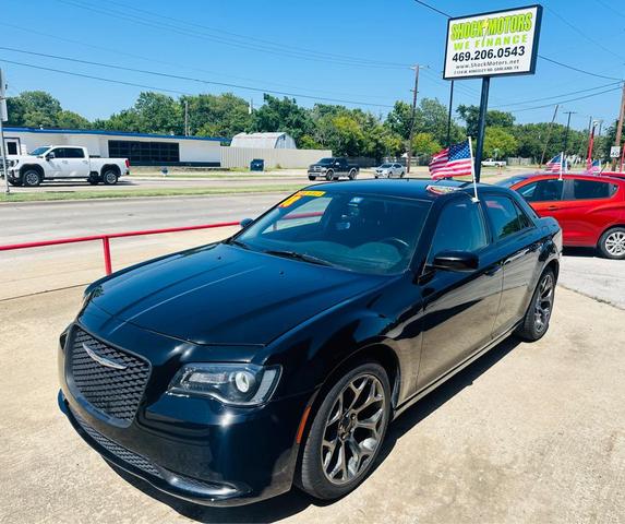 2018 Chrysler 300