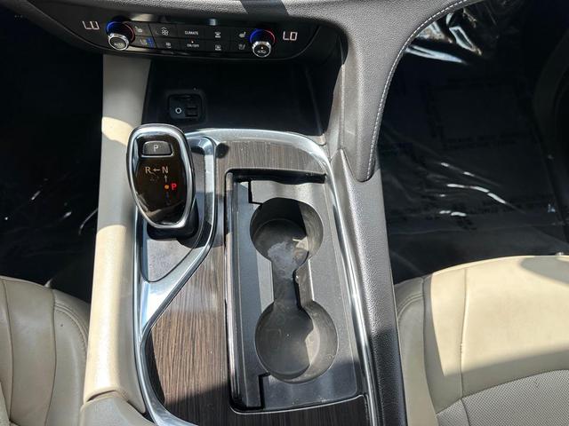 Photo of 2020 Summit White Buick Enclave