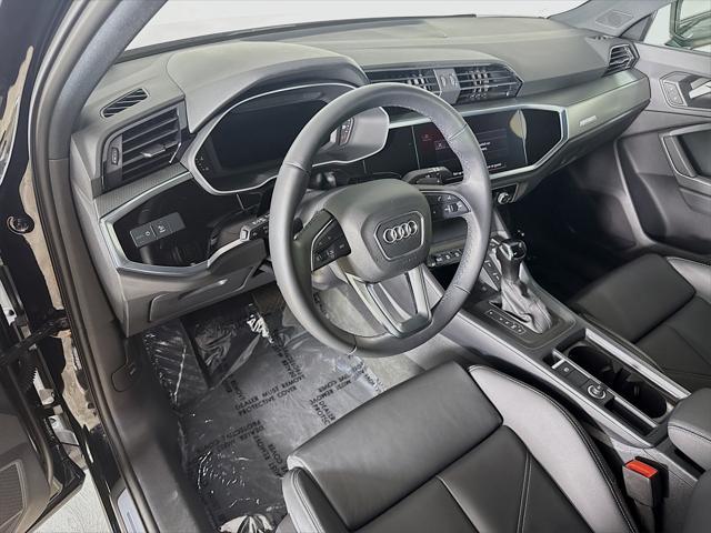 Photo of 2024 Black Metallic Audi Q3