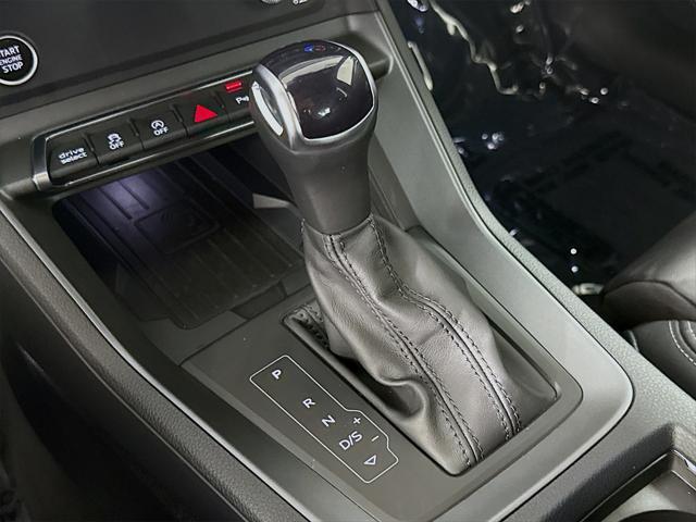 Photo of 2024 Black Metallic Audi Q3