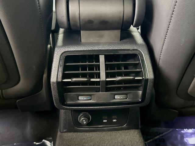 Photo of 2024 Black Metallic Audi Q3