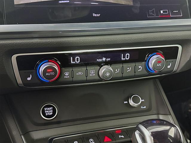 Photo of 2024 Black Metallic Audi Q3