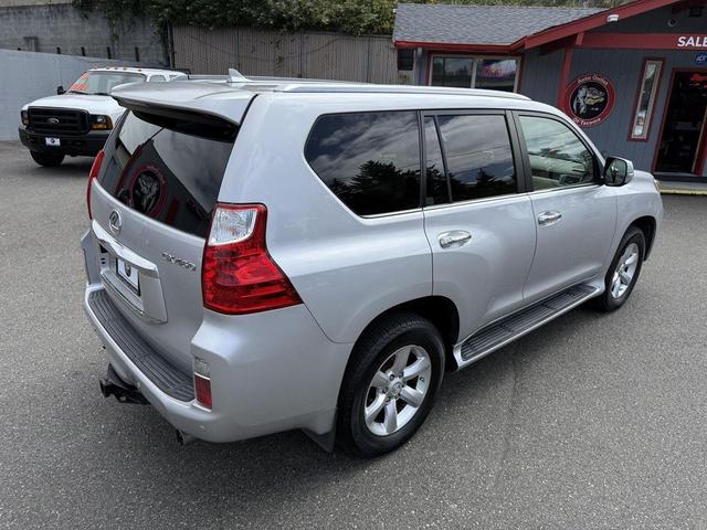 Photo of 2011 Tungsten Pearl Lexus GX 460