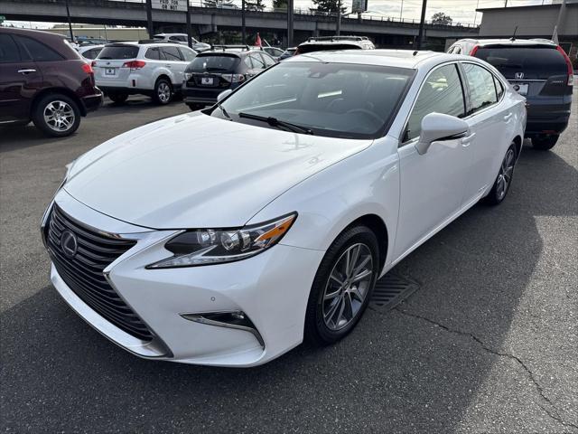 2016 Lexus Es 300h