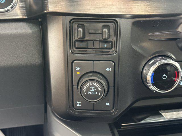 Photo of 2025 Antimatter Blue Metallic Ford F-250