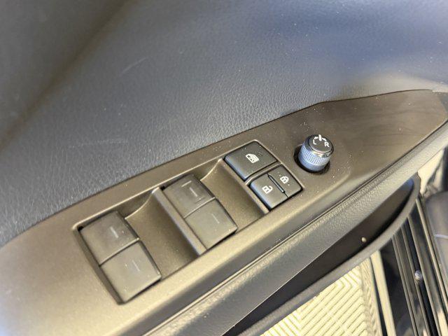 Photo of 2021 Midnight Black Metallic Toyota Camry