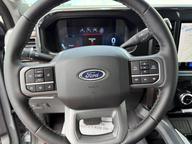 Photo of 2025 Glacier Gray Metallic Tri-Coat Ford F-250
