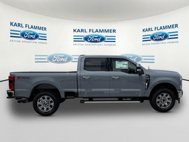 Photo of 2025 Glacier Gray Metallic Tri-Coat Ford F-250