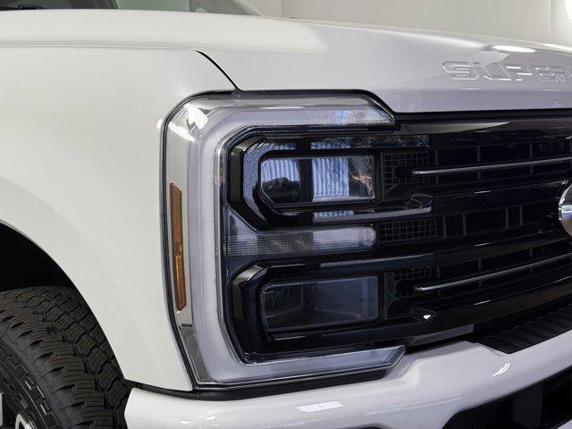 Photo of 2025 Star White Metallic Tri-Coat Ford F-250