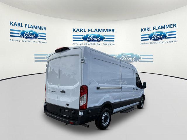 Photo of 2021 Oxford White Ford Transit-250