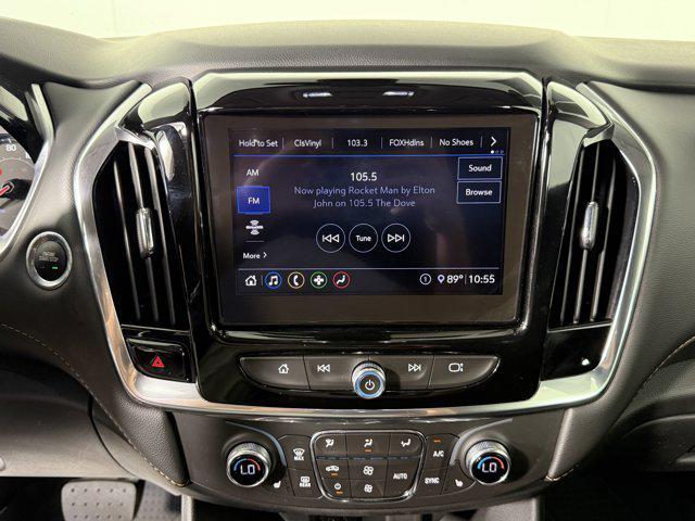 Photo of 2021 Satin Steel Metallic Chevrolet Traverse