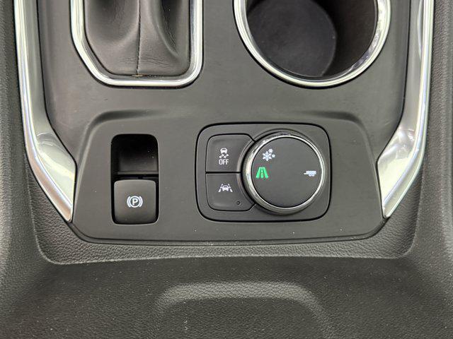 Photo of 2021 Satin Steel Metallic Chevrolet Traverse