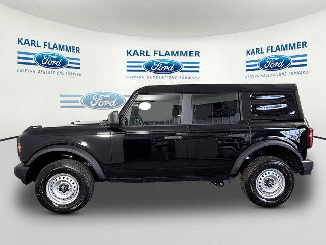 Photo of 2025 Shadow Black Ford Bronco