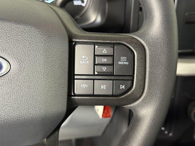 Photo of 2025 Oxford White Ford F-250