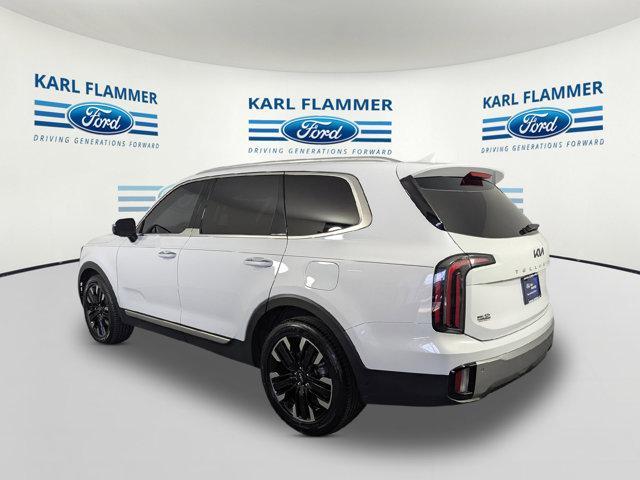 Photo of 2023 Glacial White Pearl Kia Telluride