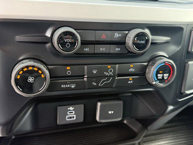 Photo of 2025 OXFORD WHITE Ford F-350
