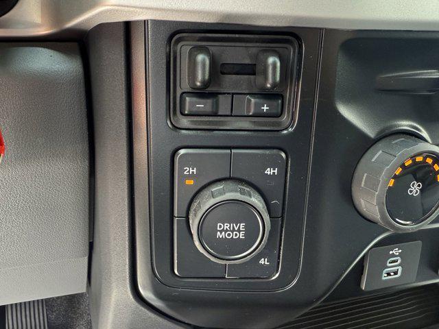 Photo of 2025 OXFORD WHITE Ford F-350