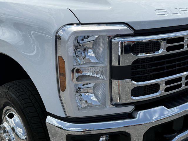 Photo of 2025 OXFORD WHITE Ford F-350