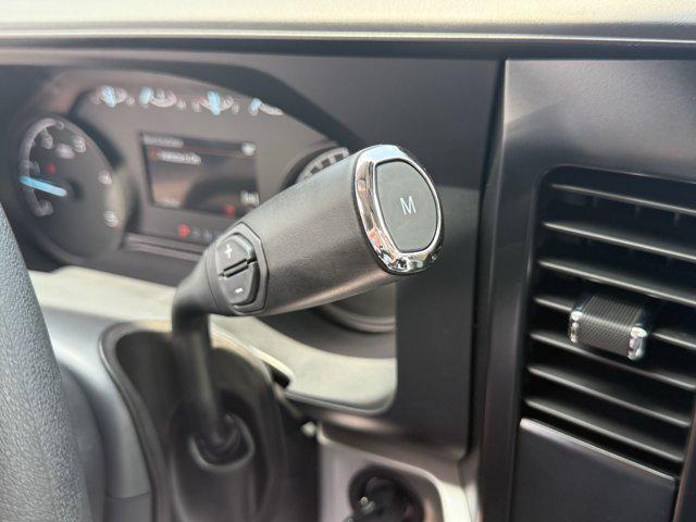 Photo of 2025 OXFORD WHITE Ford F-350