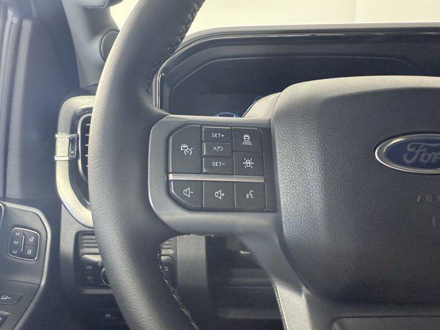 Photo of 2025 Oxford White Ford F-250