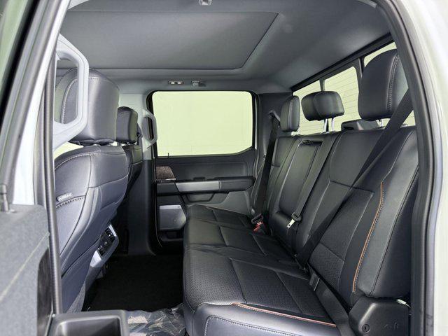 Photo of 2025 Oxford White Ford F-250