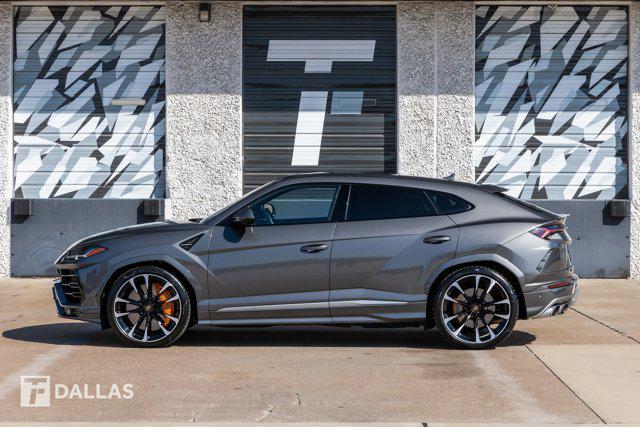 Photo of 2021 Grigio Keres Metallic Lamborghini Urus