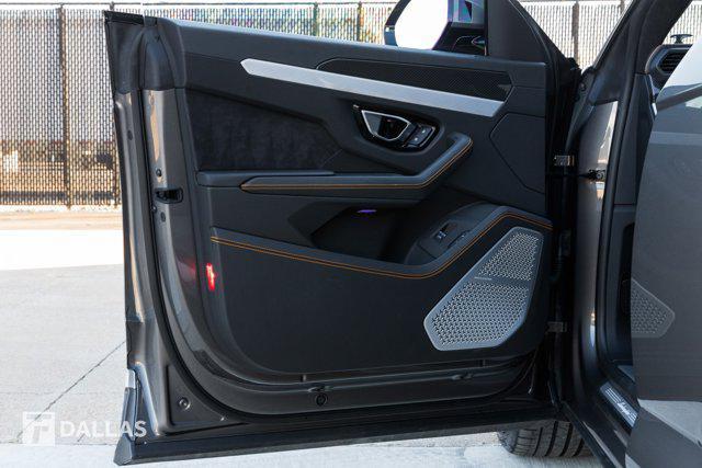 Photo of 2021 Grigio Keres Metallic Lamborghini Urus